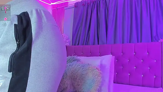 Nayla-Mouna online show from March 2026 07:03:02 PM