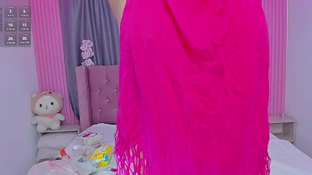 Nayla-Mouna online show from January 2026 12:00:01 PM