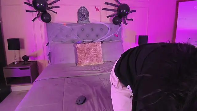 Snapshot of ALICESANDOVAL chatting on November 2025 11:36:02 AM ALICESANDOVAL online show from November 2025 11:36:02 AM