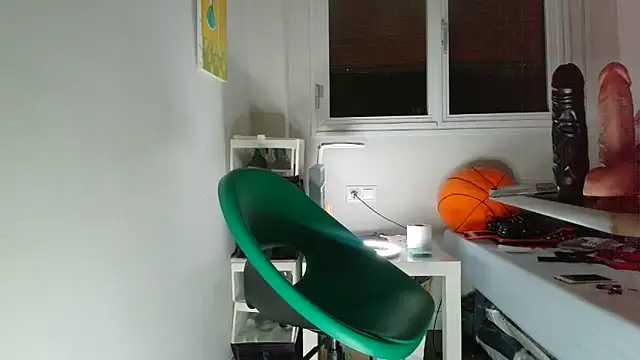 Maskpor2022 online show from March 2026 08:32:01 PM
