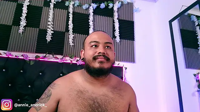  leda swan  online show from March 2026 01:04:02 PM