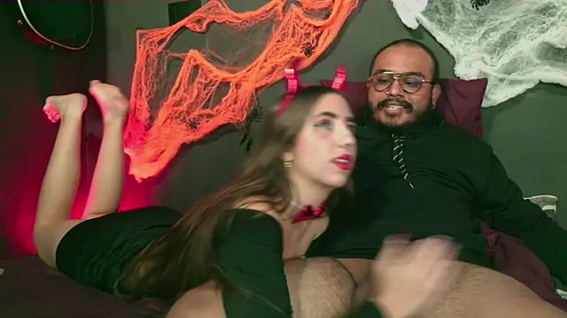 Snapshot of _leda_swan_ chatting on October 2025 01:35:01 PM leda swan online show from October 2025 01:35:01 PM