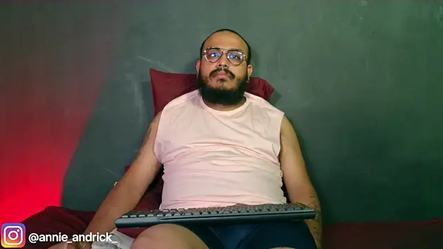 Snapshot of _leda_swan_ chatting on November 2025 12:44:02 PM leda swan online show from November 2025 12:44:02 PM