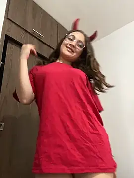 Snapshot of mia_evanss26 chatting on October 2025 08:50:02 PM mia evanss26 online show from October 2025 08:50:02 PM