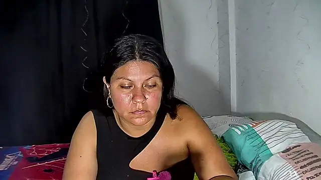 Sammy slavehot online show from November 2025 12:00:01 AM