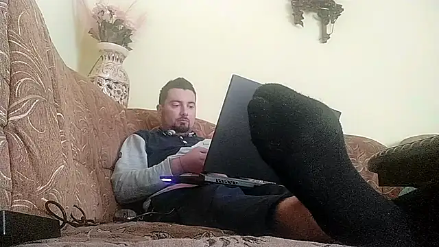 Joseph1Arnold online show from October 2025 11:29:02 AM