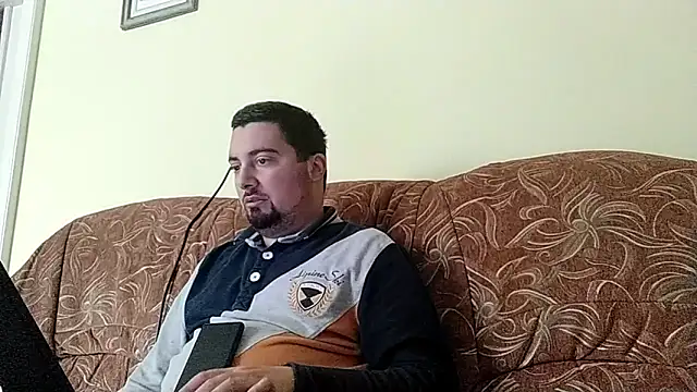 Joseph1Arnold online show from November 2025 01:04:01 PM