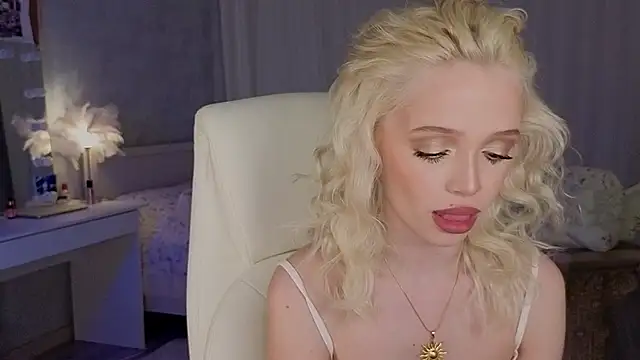 I am joss online show from February 2026 09:36:01 PM