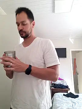 dancaEstrip online show from October 2025 06:31:02 PM