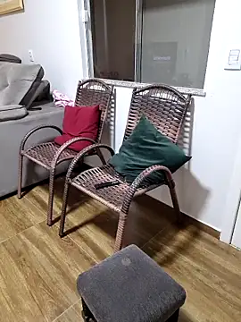 dancaEstrip online show from October 2025 04:40:02 PM