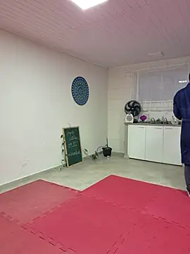 dancaEstrip online show from August 2026 09:51:02 AM