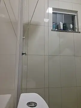 dancaEstrip online show from November 2025 01:11:02 AM