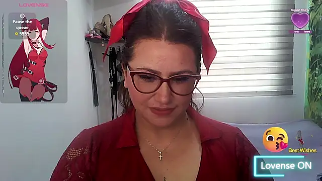 Snapshot of Vesper_Vixen chatting on October 2025 01:34:01 PM Vesper Vixen online show from October 2025 01:34:01 PM