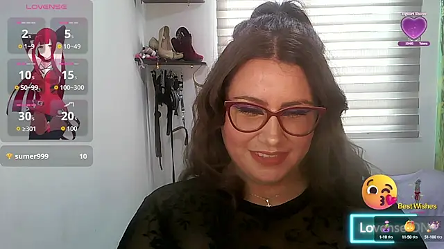 Vesper Vixen online show from October 2025 02:07:02 PM