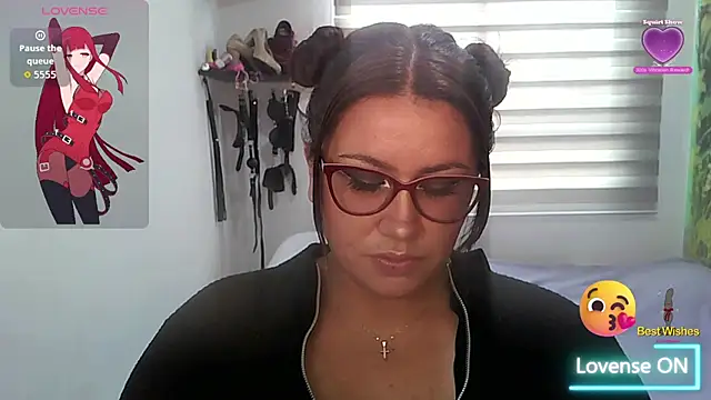 Vesper Vixen online show from October 2025 01:41:02 PM