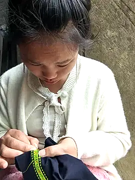 liu-liusexy online show from March 2026 03:06:02 AM