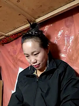 liu-liusexy online show from November 2025 02:37:02 AM