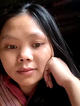 Snapshot of omiu-baby chatting on April 2026 12:59:02 AM omiu-baby online show from April 2026 12:59:02 AM