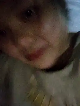 Snapshot of omiu-baby chatting on May 2026 01:14:02 PM omiu-baby online show from May 2026 01:14:02 PM