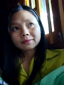 omiu-baby online show from November 2025 01:28:01 AM