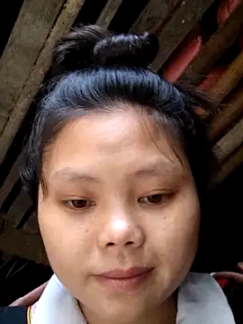 Snapshot of omiu-baby chatting on May 2026 12:02:01 AM omiu-baby online show from May 2026 12:02:01 AM