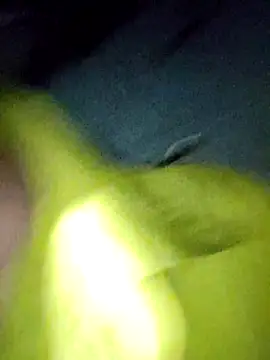 omiu-baby online show from November 2025 10:43:02 PM