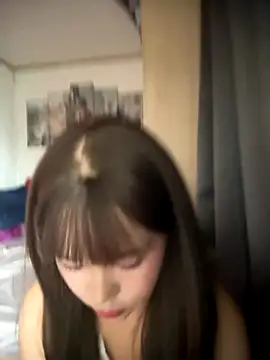 SarahBeii online show from October 2025 04:14:01 AM
