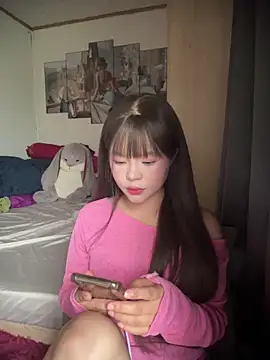 SarahBeii online show from October 2025 04:02:01 AM