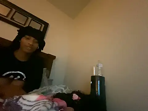 Brooke012 online show from May 2026 07:04:01 AM