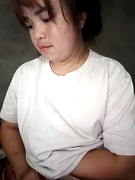 Snapshot of AnHa19 chatting on October 2025 11:00:02 PM AnHa19 online show from October 2025 11:00:02 PM