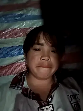 Snapshot of AnHa19 chatting on November 2025 12:42:02 PM AnHa19 online show from November 2025 12:42:02 PM