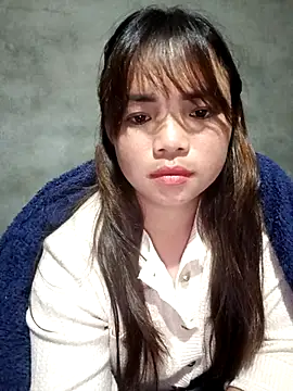 Snapshot of AnHa19 chatting on November 2025 12:44:01 AM AnHa19 online show from November 2025 12:44:01 AM