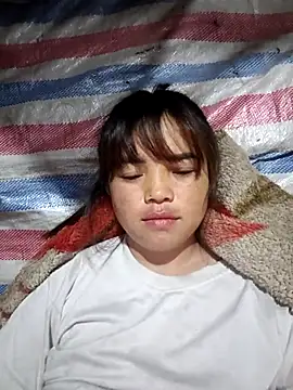 Snapshot of AnHa19 chatting on December 2025 09:16:02 PM AnHa19 online show from December 2025 09:16:02 PM