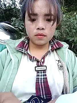 Snapshot of AnHa19 chatting on November 2025 01:49:01 AM AnHa19 online show from November 2025 01:49:01 AM