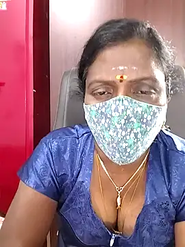 Snapshot of umashreetamil chatting on February 2026 03:12:02 PM umashreetamil online show from February 2026 03:12:02 PM