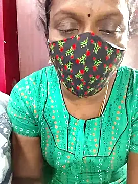 Snapshot of umashreetamil chatting on January 2026 02:02:01 PM umashreetamil online show from January 2026 02:02:01 PM