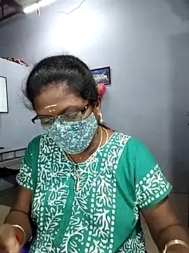 Snapshot of umashreetamil chatting on February 2026 04:09:02 PM umashreetamil online show from February 2026 04:09:02 PM