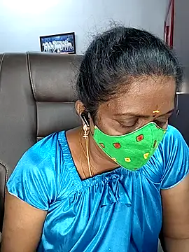 Snapshot of umashreetamil chatting on February 2026 06:41:01 PM umashreetamil online show from February 2026 06:41:01 PM