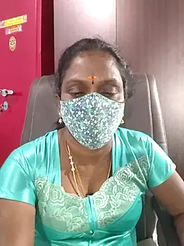 Snapshot of umashreetamil chatting on February 2026 05:23:02 PM umashreetamil online show from February 2026 05:23:02 PM