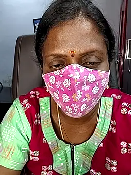 Snapshot of umashreetamil chatting on February 2026 06:52:02 PM umashreetamil online show from February 2026 06:52:02 PM