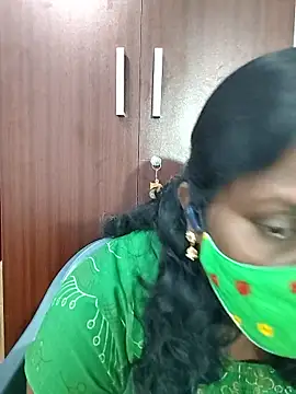 Snapshot of umashreetamil chatting on January 2026 07:12:01 AM umashreetamil online show from January 2026 07:12:01 AM