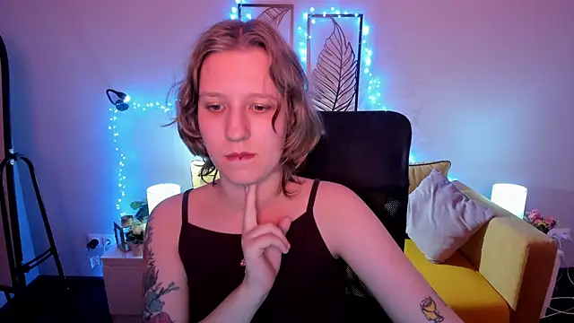 Hailey Foxy online show from October 2025 08:55:01 AM