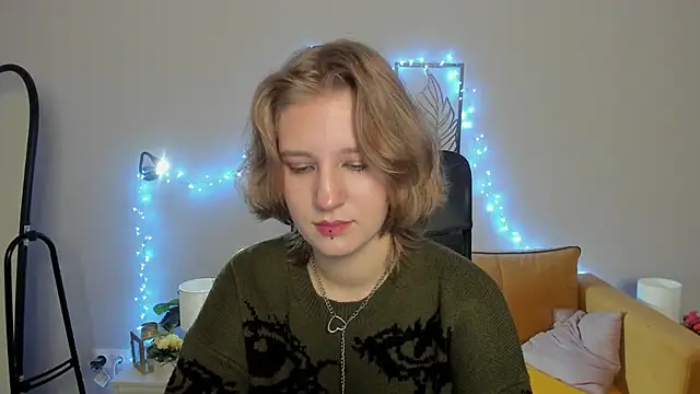 Hailey Foxy online show from October 2025 08:52:01 AM
