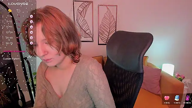 Hailey Foxy online show from October 2025 08:48:02 AM