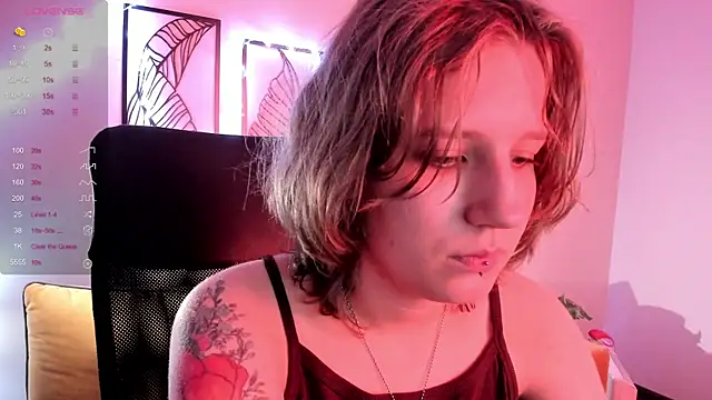 Hailey Foxy online show from November 2025 08:51:01 AM