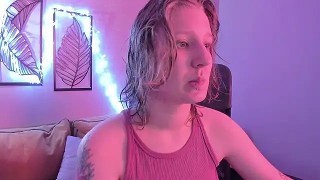 Hailey Foxy online show from December 2025 10:14:01 AM