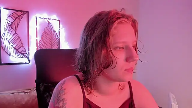 Hailey Foxy online show from November 2025 09:03:02 AM