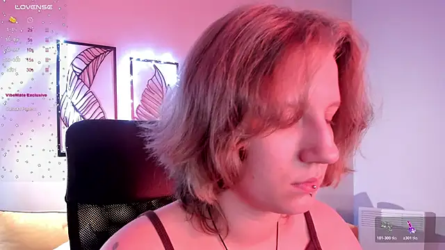 Hailey Foxy online show from October 2025 08:57:02 AM