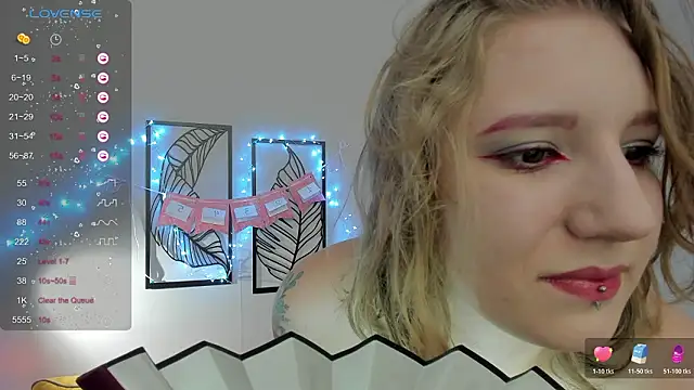 Hailey Foxy online show from February 2026 12:01:02 PM