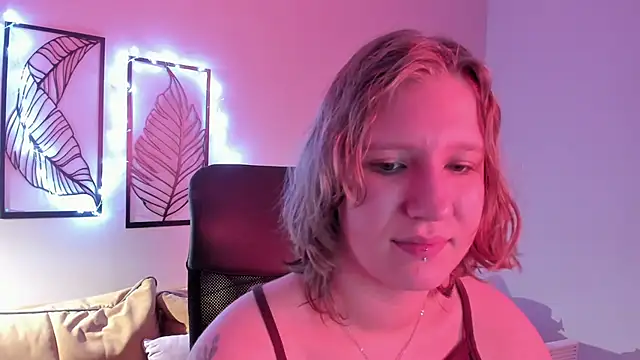 Hailey Foxy online show from November 2025 09:21:01 AM